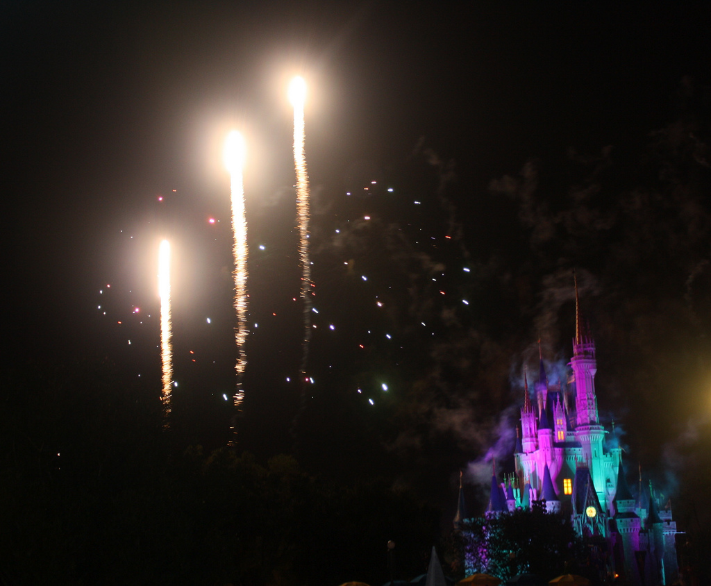 Fireworks_Magic_Kingdom_Halloween_1_10-09